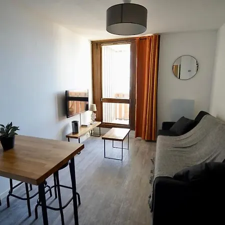 2 Personnes Et Balcon Plein Sud